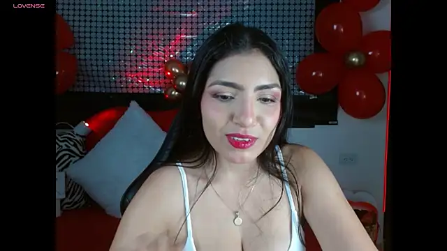 Carolaine69  online show from 07/01/26, 02:07
