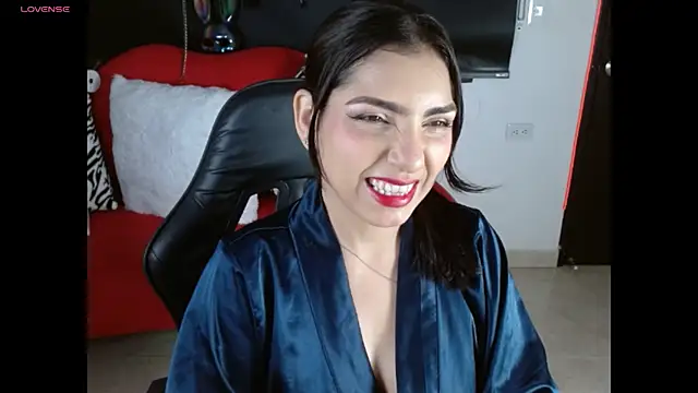 Carolaine69  online show from 07/16/26, 01:06