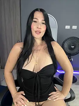 Libia James online show from 03/11/25, 02:43