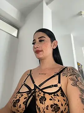 Libia James online show from 07/21/26, 07:49