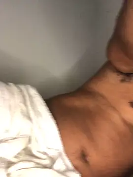 Snapshot of morenonicexxx chatting on 01/27/25, 02:02 morenonicexxx online show from 01/27/25, 02:02