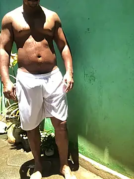 Snapshot of morenonicexxx chatting on 02/16/25, 02:43 morenonicexxx online show from 02/16/25, 02:43