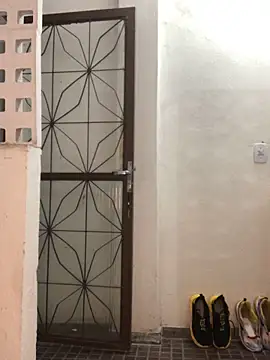 Snapshot of morenonicexxx chatting on 03/18/25, 12:27 morenonicexxx online show from 03/18/25, 12:27