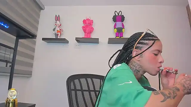 Gangster Girl online show from 06/27/26, 12:48