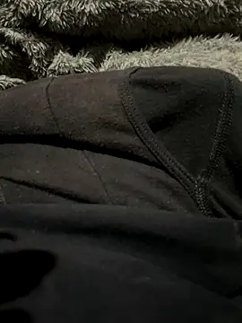 Snapshot of Mrspolla333 chatting on 11/12/25, 09:36 Mrspolla333 online show from 11/12/25, 09:36