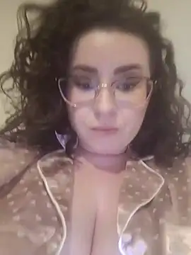 Snapshot of JESSYKA chatting on 01/19/25, 05:07 JESSYKA online show from 01/19/25, 05:07