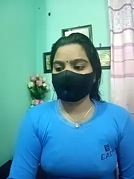 Snapshot of Amisha-2 chatting on 01/02/25, 07:33 Amisha-2 online show from 01/02/25, 07:33