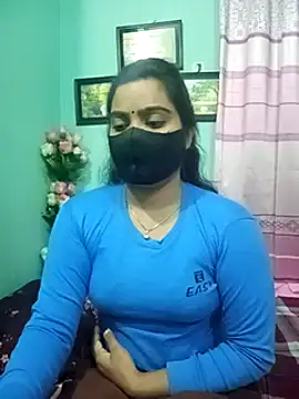 Snapshot of Amisha-2 chatting on 01/02/25, 10:37 Amisha-2 online show from 01/02/25, 10:37