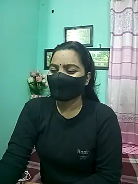 Snapshot of Amisha-2 chatting on 01/03/25, 10:09 Amisha-2 online show from 01/03/25, 10:09