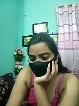 Snapshot of Amisha-2 chatting on 01/05/25, 05:09 Amisha-2 online show from 01/05/25, 05:09