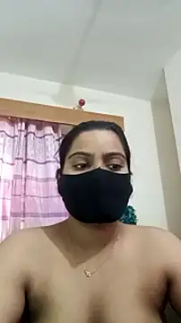 Snapshot of Amisha-2 chatting on 05/21/26, 12:39 Amisha-2 online show from 05/21/26, 12:39