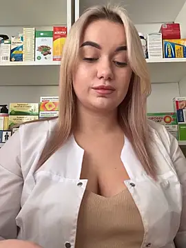 Snapshot of Maya_Willis chatting on 11/01/25, 05:31 Maya Willis online show from 11/01/25, 05:31