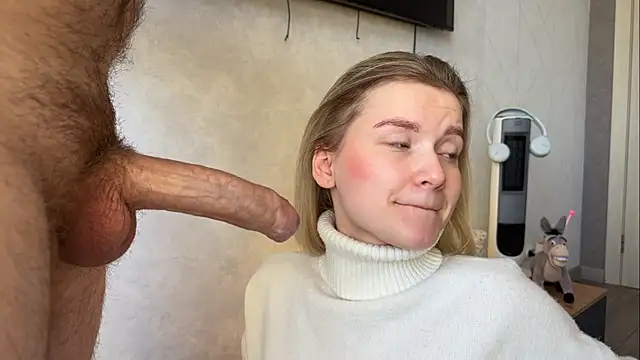 Snapshot of Adelovenick chatting on 03/11/25, 08:09 Adelovenick online show from 03/11/25, 08:09