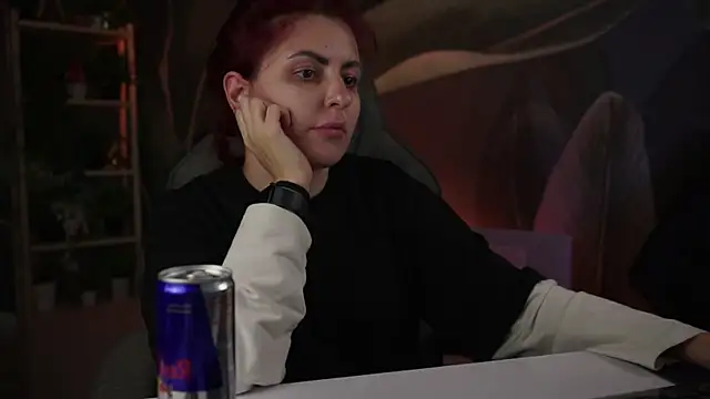 Snapshot of Lana__May chatting on 10/31/25, 11:11 Lana  May online show from 10/31/25, 11:11