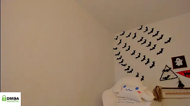 Snapshot of meganthompsonn22 chatting on 10/26/25, 05:41 meganthompsonn22 online show from 10/26/25, 05:41