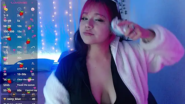 Snapshot of mixie_cute chatting on 01/10/25, 01:21 mixie cute online show from 01/10/25, 01:21