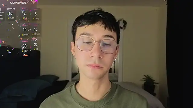 Snapshot of cameron_cum chatting on 03/09/26, 08:40 cameron cum online show from 03/09/26, 08:40