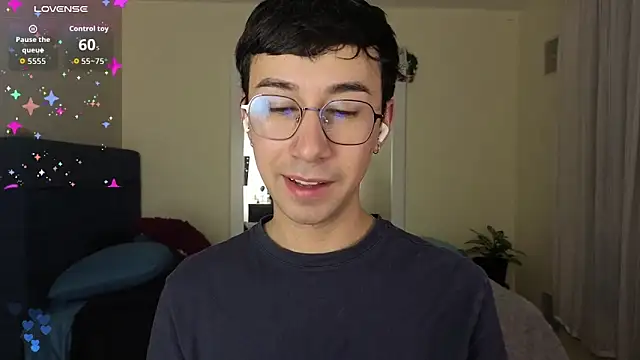 Snapshot of cameron_cum chatting on 03/16/26, 09:13 cameron cum online show from 03/16/26, 09:13