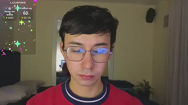 Snapshot of cameron_cum chatting on 04/11/26, 10:08 cameron cum online show from 04/11/26, 10:08