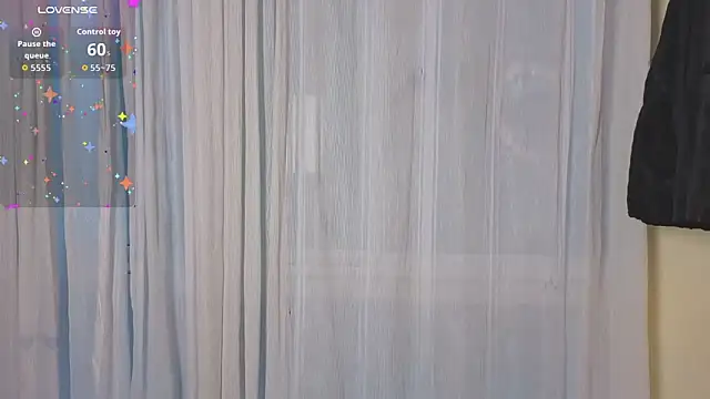 Snapshot of cameron_cum chatting on 04/17/26, 11:02 cameron cum online show from 04/17/26, 11:02