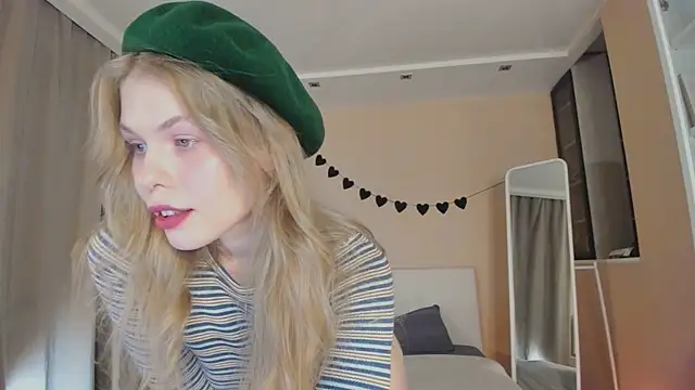 Snapshot of ass_latte chatting on 11/06/25, 04:57 ass latte online show from 11/06/25, 04:57