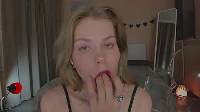 Snapshot of ass_latte chatting on 11/07/25, 05:07 ass latte online show from 11/07/25, 05:07