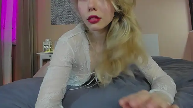 Snapshot of ass_latte chatting on 12/21/25, 05:58 ass latte online show from 12/21/25, 05:58