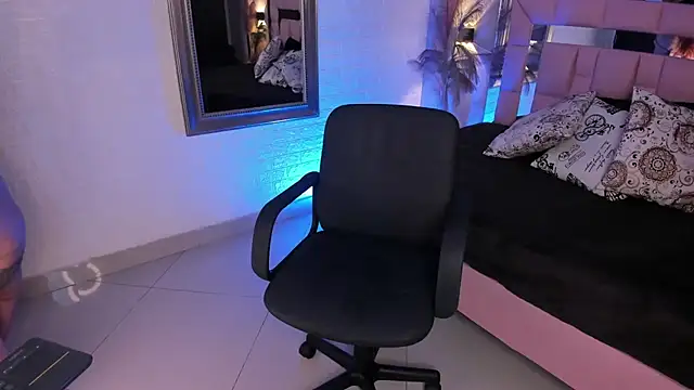 tokyohank online show from 02/11/25, 11:43