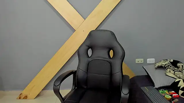 jamesinked  online show from 12/26/24, 03:42