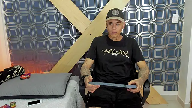 jamesinked  online show from 01/09/25, 03:44