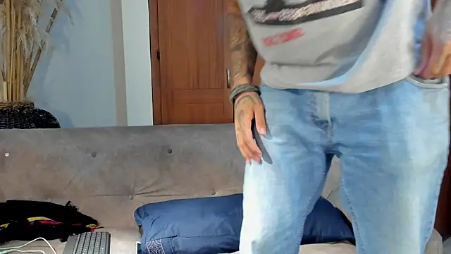 jamesinked  online show from 10/18/25, 02:25