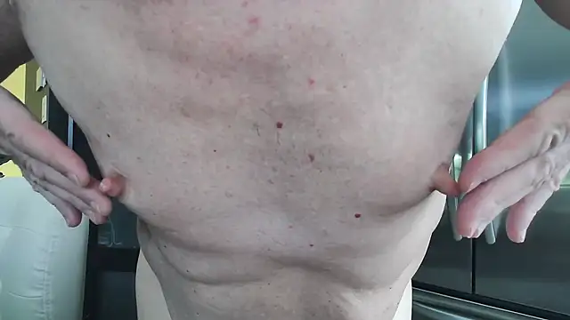 Toy-Daddy online show from 05/03/26, 02:23