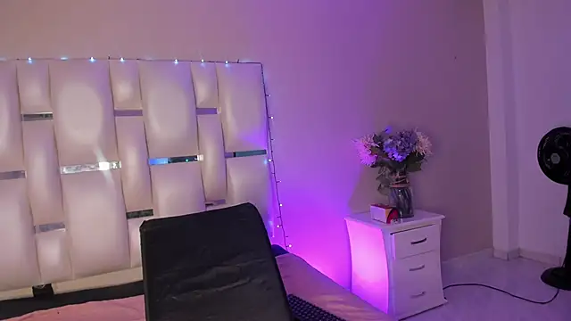 vayoleen online show from 12/12/24, 12:48