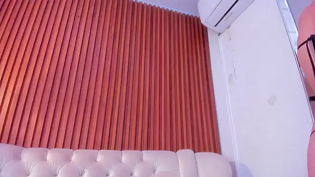 RosarioCruzz online show from 06/29/26, 04:51