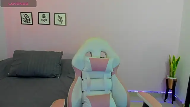 sophie pazz online show from 05/09/26, 10:15