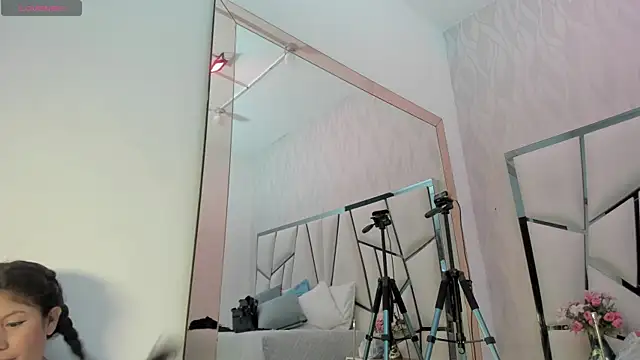 Victoriaa millers online show from 06/11/26, 07:12
