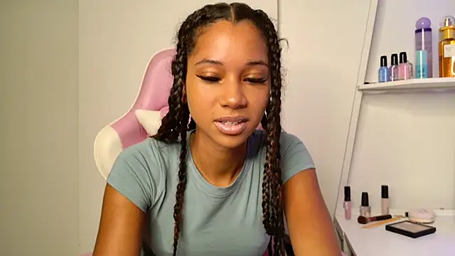 Snapshot of cedaya444 chatting on 10/02/25, 08:54 cedaya444 online show from 10/02/25, 08:54