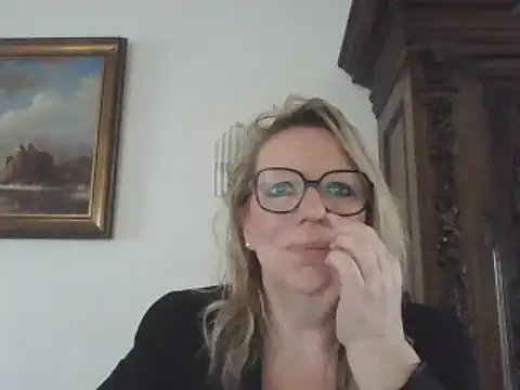 Silkesquirt online show from 12/03/24, 09:33