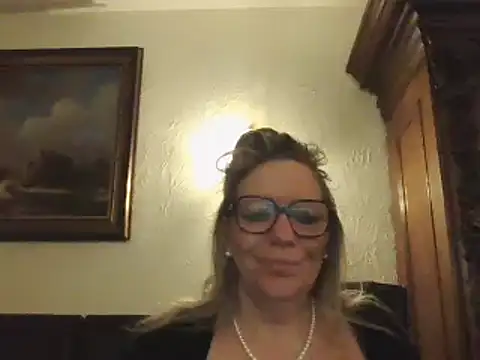 Silkesquirt online show from 12/11/24, 07:20