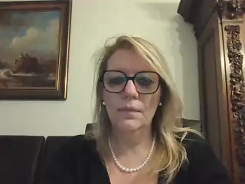 Silkesquirt online show from 12/12/24, 02:22