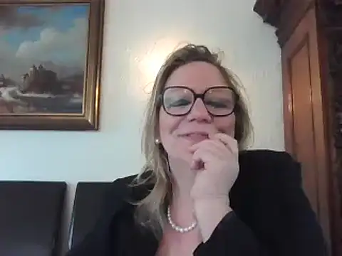 Silkesquirt online show from 12/20/24, 11:21