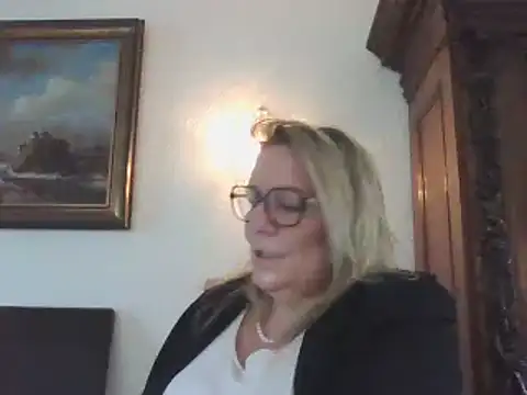 Silkesquirt online show from 01/21/25, 10:19