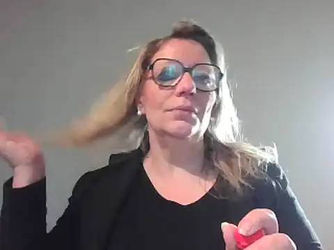 Silkesquirt online show from 03/06/25, 07:47