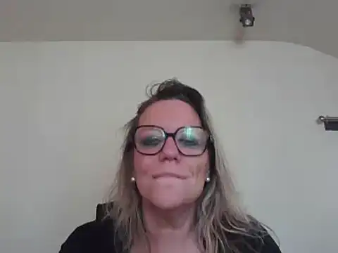 Silkesquirt online show from 03/06/25, 01:35