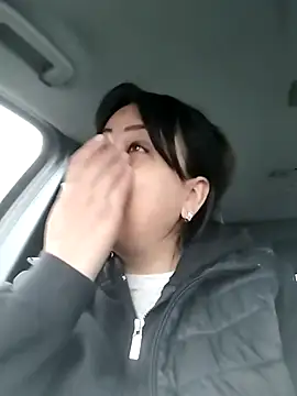 Snapshot of larylary6969 chatting on 11/10/25, 11:31 larylary6969 online show from 11/10/25, 11:31