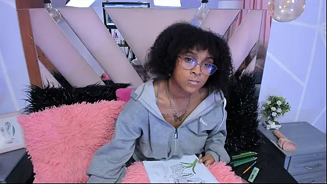 Elith noa online show from 01/23/25, 01:30