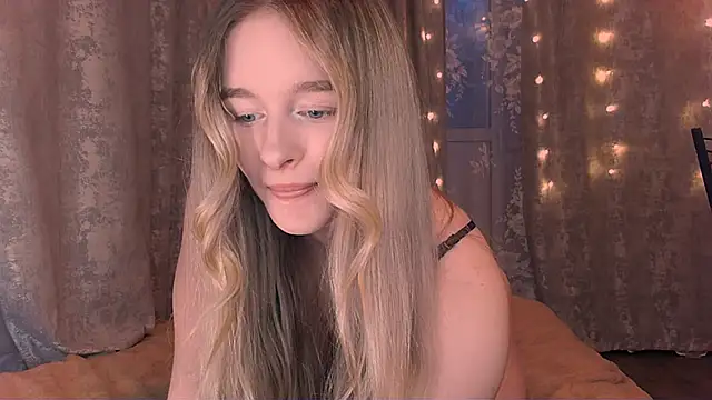 Eva Jaya online show from 12/22/24, 01:11