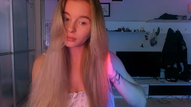 Eva Jaya online show from 09/13/25, 05:18