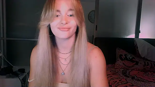 Eva Jaya online show from 10/18/25, 11:33