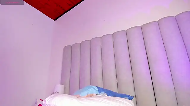briannajackson  online show from 01/10/25, 03:06